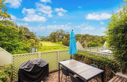 Cowes House | 2 Bedroom Townhouse Next to Golf