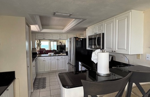 Daytona Beach Shores Condo | 2-bedroom condo in delightful Daytona Beach Shores, Ocean Front, unending views.