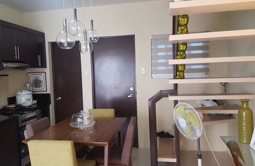 Canlubang Villa | 2 Bedroom Villa by AP at Tagaytay Hampton Villa