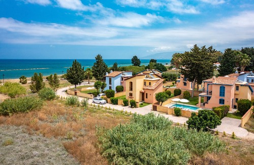 Latchi Villa | 2 bedroom Villa With Private Pool, On The Beach