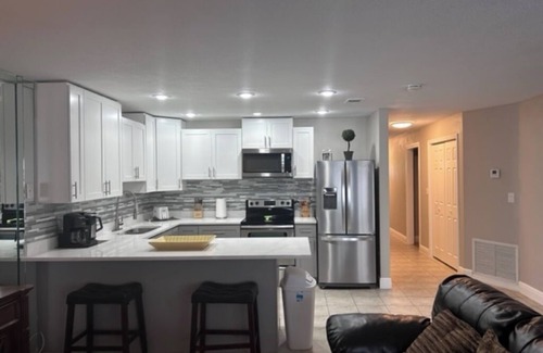 Highland Beach Villa | 2-bedroom villa just 6 minutes drive to Florida Atlantic University