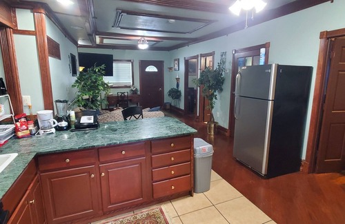 Near Eastside House | 2 Bedroom with Finished Basement Duplex Close to Downtown Indianapolis
