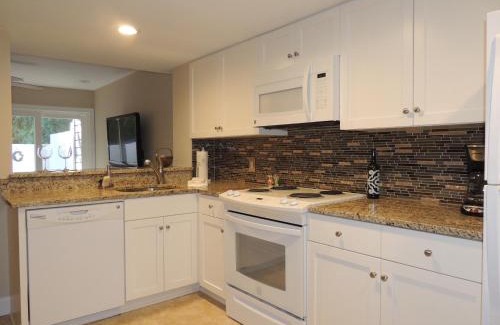 Hilton Head Island House | 2 Bedrooms, 2 Bathrooms, Sleeps seven Bikes & Beach Gear included
