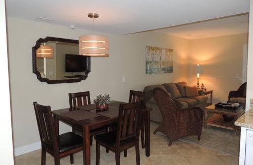 Hilton Head Island House | 2 Bedrooms, 2 Bathrooms, Sleeps seven Bikes & Beach Gear included