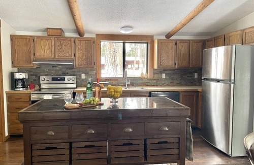 Lakeside Cabin | 2 bedrooms, 2 bath cabin in the Alpine forest with views of flathead lake.