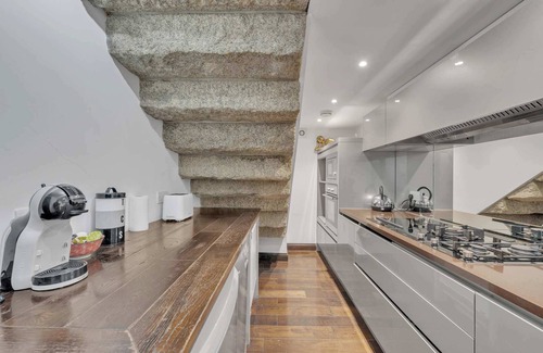 Belgravia Condo | 2 Bedrooms/2 Bathrooms at Belgravia