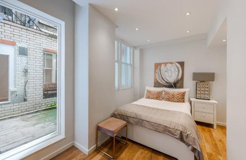 Brompton & Hans Town Apartment | 2 bedrooms 2 bathrooms Harrods