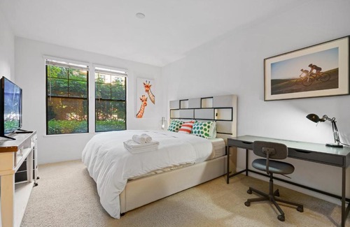 Irvine Apartment | 2 Bedrooms/2 Bathrooms Private Apartment with kitchen/pool