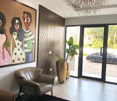 Labone Apartment | 2 bedrooms apartment in labone
