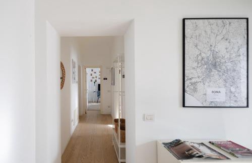Monti Apartment | 2 bedrooms flat near the Colosseum