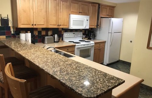 Canmore Condo | 2 Bedrooms, Sleeps 8, Available: Aug 15-16 (1 night)