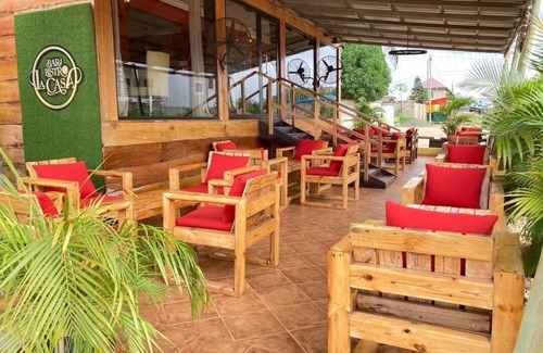 Teshie Apartment | 2 bedrooms suite w/free Wi-Fi for family and friends, holidays and office work