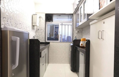 Goregaon East Apartment | 2 BHK Service Apartment for Family Traveler