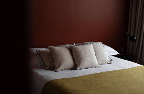 Montreuil-sur-Mer Bed & Breakfast | 2 Bis Chambres d'Hôtes