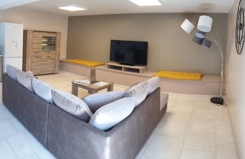Ouzouer-le-Marche House | 2-BizyFamily - Entire house of 120 m2 (6 people)
