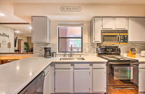 Angel Fire Condo | 2 Blocks to Skiing & MTB: Angel Fire Condo