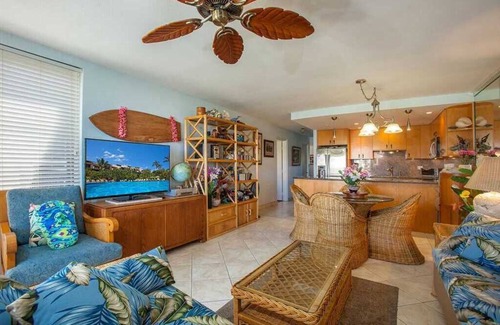Kihei Condo | 2 BR/2 BA End Unit/all on 1 Level/2 Lanais/Prem Location/Awesome/Bld6-310