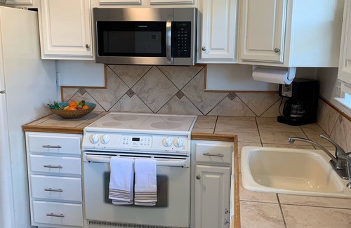 Orange Beach Condo | 2 Br, 2 Ba W/Boat Slip, Dock, And Pool nOrange Beach, AL