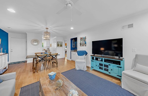 Seabrook Island House | 2 BR/2BA Villa! Top Floor! New Building-Elevator! Neighborhood Pool! Amenity Cards!