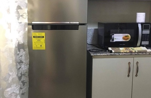 Highway Hills Condo | 2 BR 2BATH FULLY FURNISHED CONDO