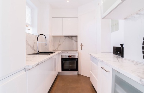 California - Pezou Apartment | 2-Br Apartment Terrace, Sea View, Pool Parking