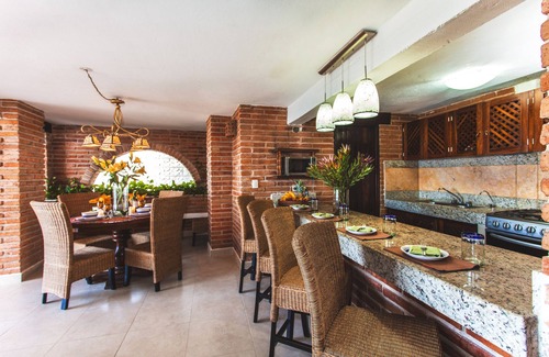 Amapas Condo | 2 BR beachfront condo with full ocean view