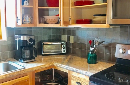 Banner Elk Cabin | 2 BR Cabin - Close to ski resort - Eagles Nest Belles Vacation - fireplace and f