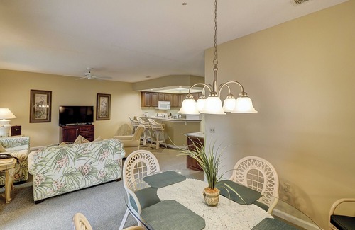 Folly Field Villa | 2 BR HHI Villa; Ocean Palms - Golf, Tennis, Full Westin Access & Walk to Beach