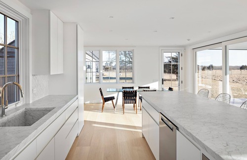 Chilmark House | 2 BR, Modern Main House, 1000 feet of private beach, AC, WiFi, Gym
