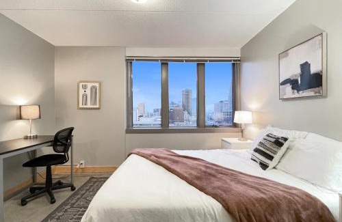 Downtown Des Moines Apartment | 2 Br Short Uber To Dtwn Nightliferestaurants