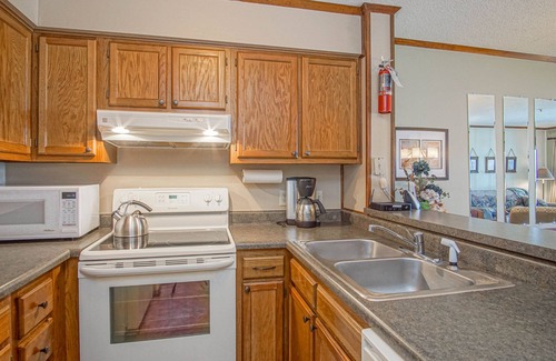 Snowshoe Condo | 2 Br: SnowCrest 214A 2 Bedroom: Indoor Hot Tubs Game Room Easy Slope Access