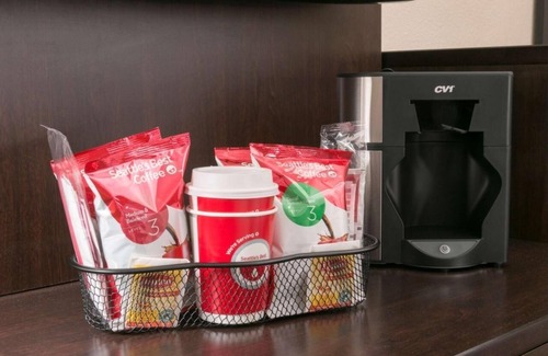 Linthicum Heights House | 2 Budget-Friendly Rooms w/Coffee, Cable TV, and Pet-Friendly Amenities