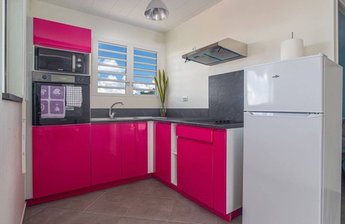 Riviere-Salee House | 2 Bungalows with 2 Swimming Pools : Sea View (Blue and Red)
