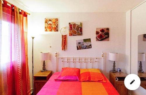 Blagnac Bed & Breakfast | 2 CHAMBRES B&B PRÈS DE L'AÉROPORT ET DU MEETT