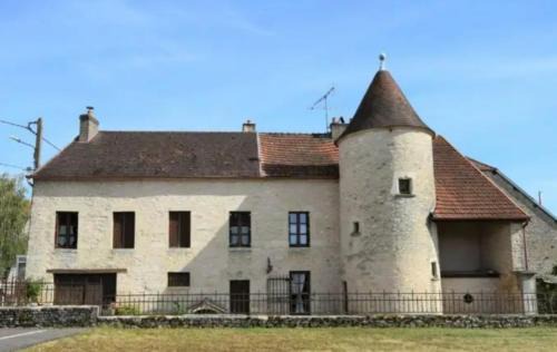 Luilley House | 2 CHAMBRES DANS MAISON EN PIERRE ATYPIQUe