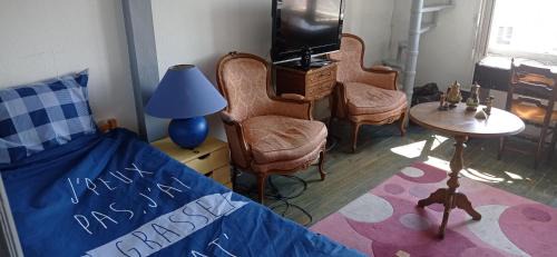 La Terrasse Bed & Breakfast | 2 chambres et salle de bain un oasis de bien être Piscine et jardin Direct Gare Aéroport