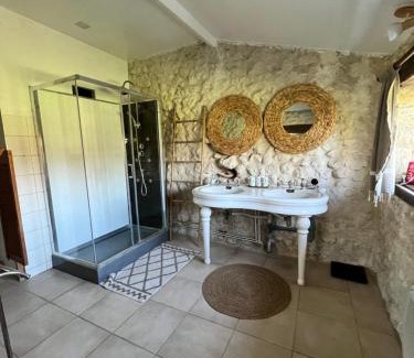 La Genetouze Bed & Breakfast | 2 chambres, piscine et calme, Sud Charente