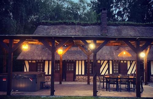Saint-Georges-du-Vievre House | 2 chaumieres pour vos Week-end et vacances en Normandie