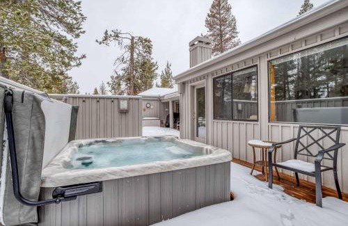 Deer Park House | 2 Cinder Lane - Meredith Lodging