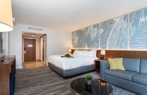 Central Beach House | 2 Coastal Comfort Units Steps from the Shoreline