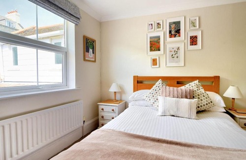 Lyme Regis Apartment | 2 Cobb View