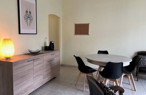 Angles Cottage | 2 cottages for 5 people, for a total of 10 people, in a park with swimming pool