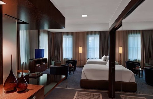 Downtown Dallas Hotel | 2 Double Bed Rooms with Elevated Design Near Dallas Arts & Dining