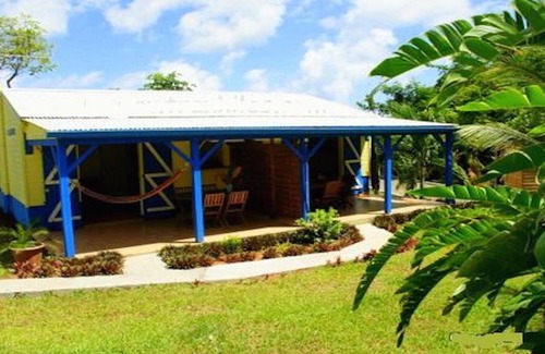 Tartane House | 2 - Exotic Bungalow T2 & Large Garden near beach