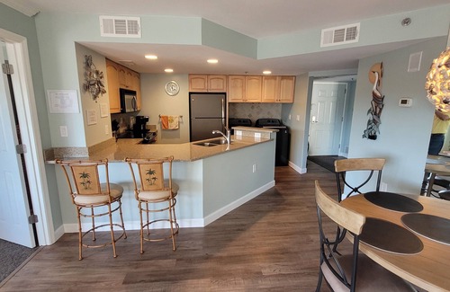 Palmetto Dunes Condo | 2 FREE DAILY Hours of Tennis or Pickleball.2 Oceanfront pools, with hot tubs,