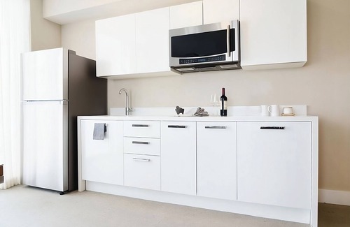 Bay Harbor Islands Hotel | 2 Grand Deluxe 2BR Suite With Balcony at The Altair Hotel Bay Harbor Miami!