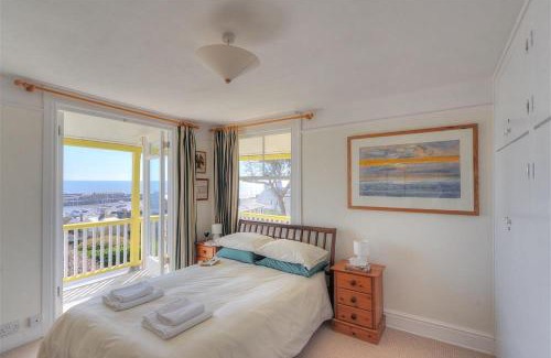 Lyme Regis Apartment | 2 Harbour Heights