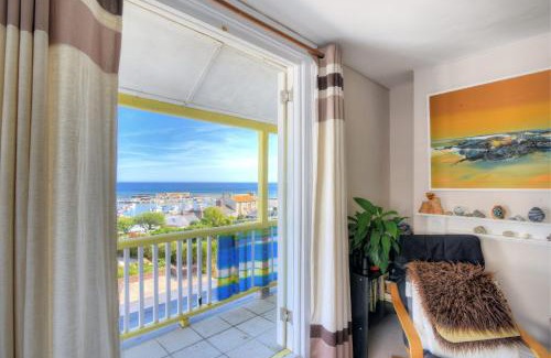 Lyme Regis Apartment | 2 Harbour Heights