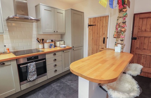 Kirkby Stephen Cottage | 2 HIGH LANE TERRACE, character holiday cottage in Kirkby Stephen