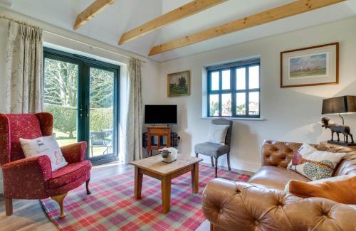 Stansted House | 2 Hilltop Cottages